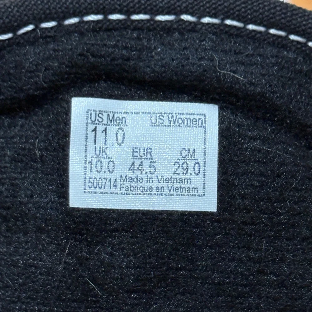 Vans Old Skool Mens 11 Black White Suede Canvas Skate Shoes Sneakers Sanitized - Picture 3 of 12
